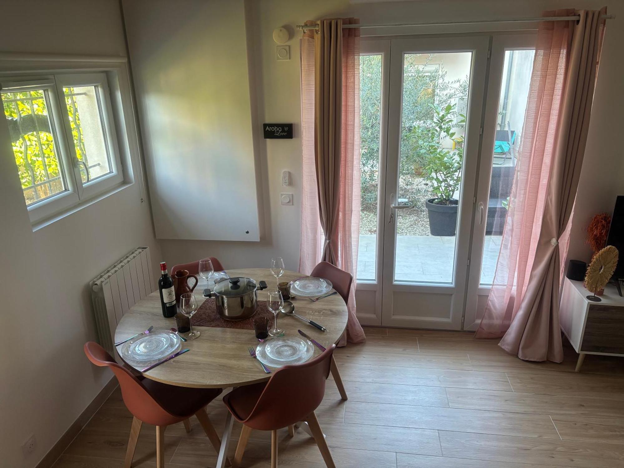 Charmante Maison Bord De Marne Maisons-Alfort Eksteriør bilde